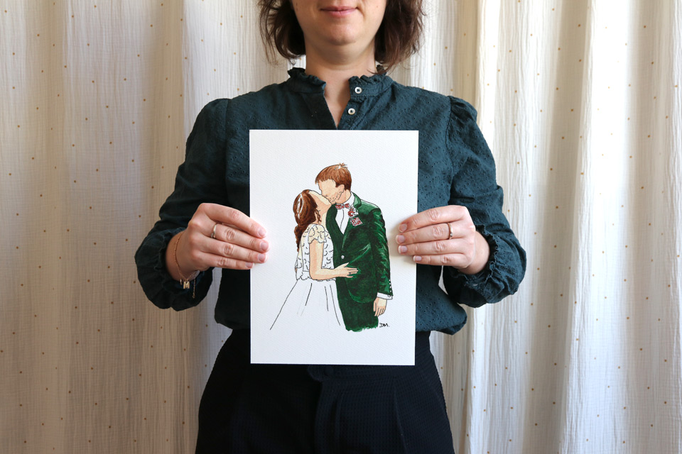 Faire-part de mariage à l'aquarelle : dessin illustré d'un couple amoureux.